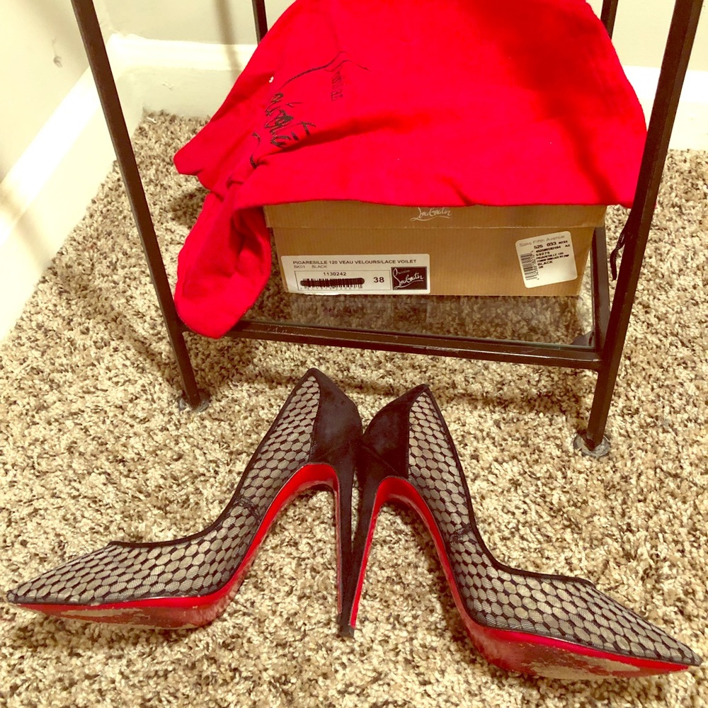Christian Louboutin Size 8 (38) Pigaresille